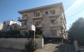 Hotel Pyrgos